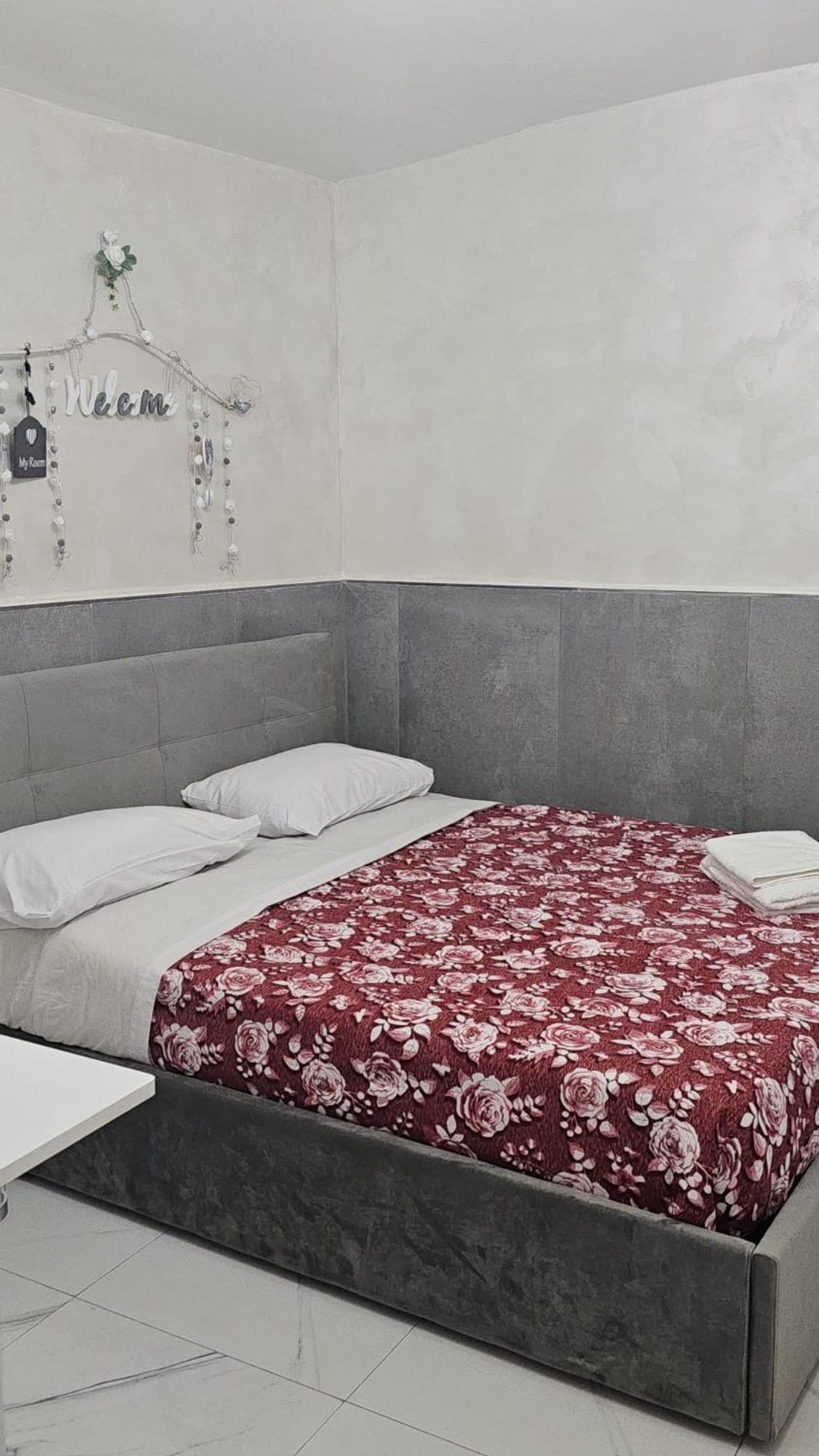 נאפולי B&B Miriam מראה חיצוני תמונה